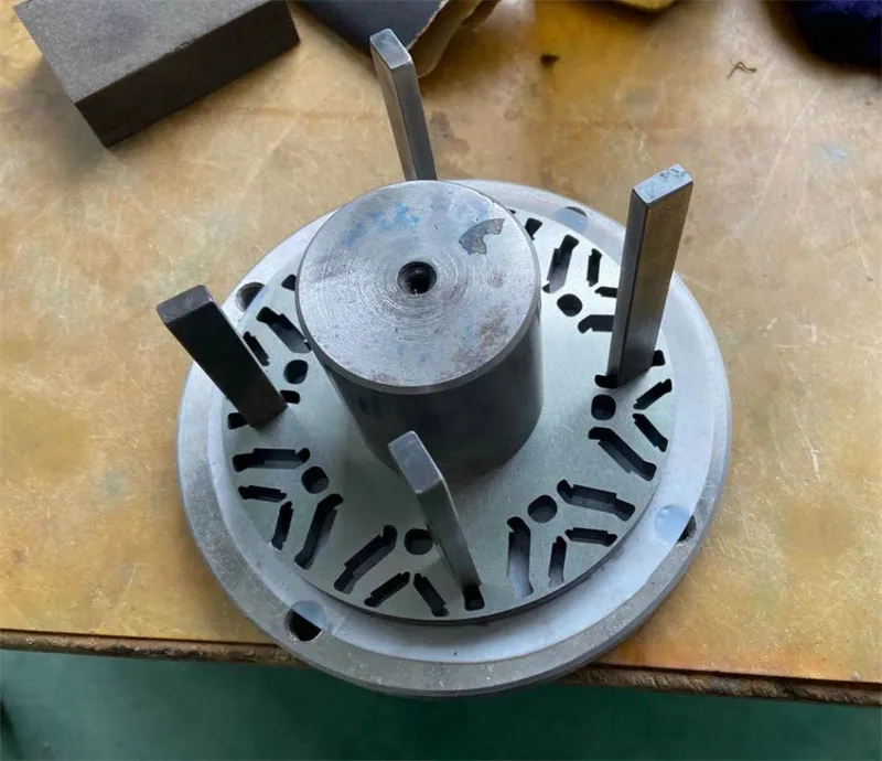 stapling av rotor laminering