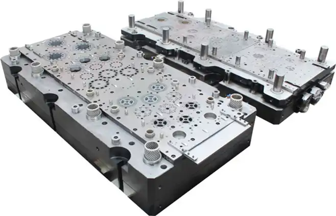 Progresívne lisovanie pre stator a rotor